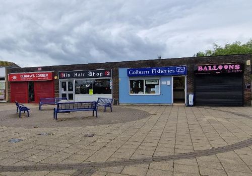 Shops and takeaways at the Broadway in Colburn